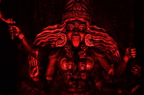  The X-Ray Eyes of Granny Kali! A Mystical Journey Through Indian Folklore